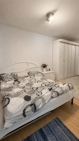 Apartament cu 4 camere semidecomandat în Baciu