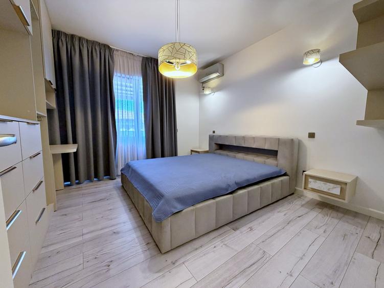 Apartament cu 3 camere decomandat, mobilat în 13 Septembrie