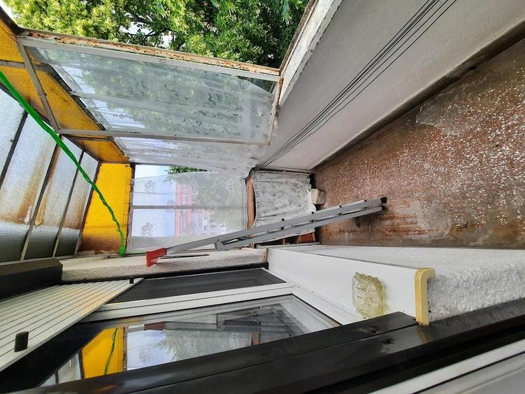Apartament cu 2 camere decomandat în UTA