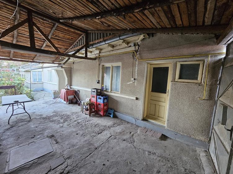 Casă cu 3 camere în Chercea