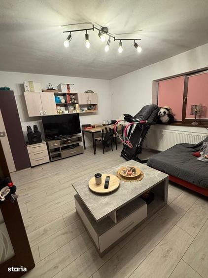 Casă cu 3 camere cu Teren 1000 Mp în Central