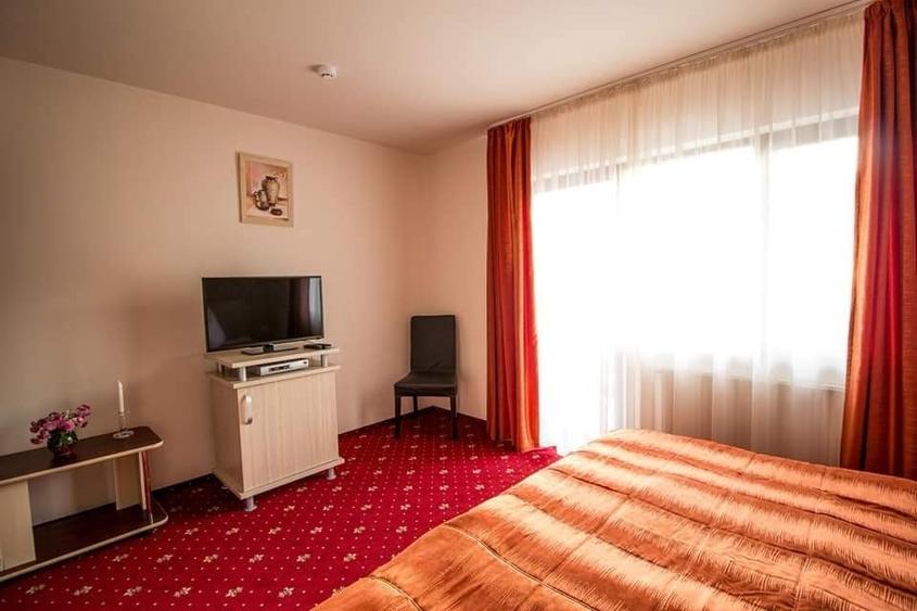 Hotel/Pensiune, de 30 mp, în Vânători-Neamț
