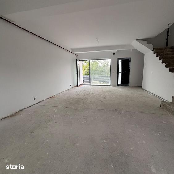 Casă cu 3 camere cu Teren 150 Mp în Central
