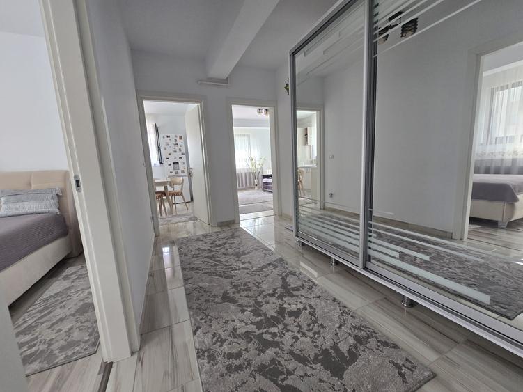 Apartament cu 2 camere decomandat în Bucium