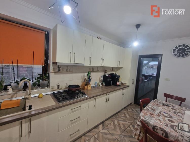 Duplex cu 3 camere cu Canalizare în Moșnița Veche