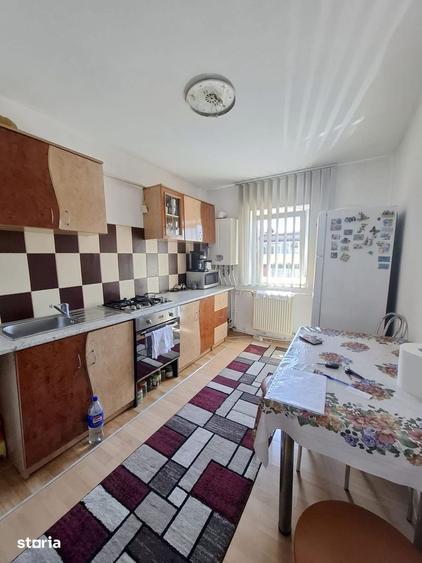 De vanzare apartament 2 camere si balcon. Pret 35000 euro negociabil - 2