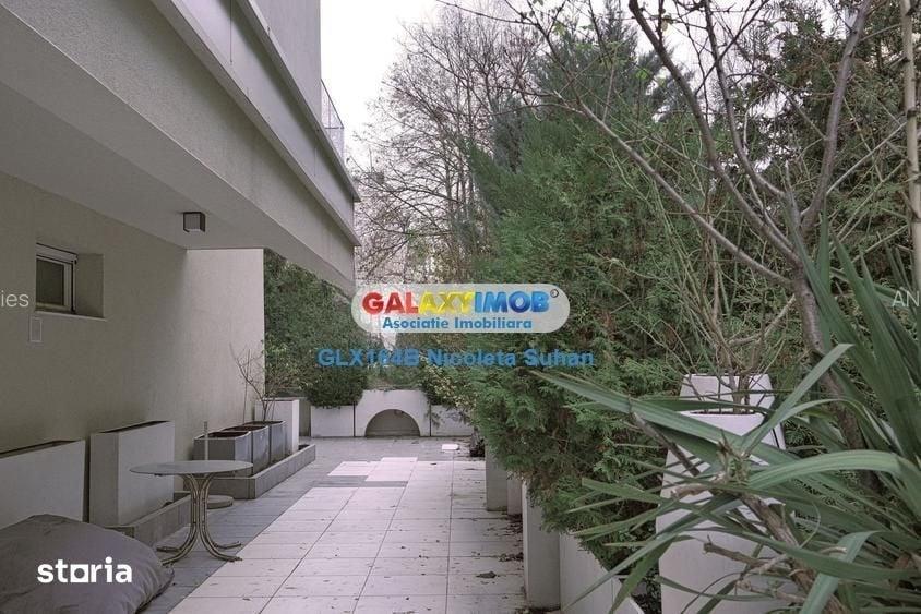 Apartament cu 5 camere în Nordului