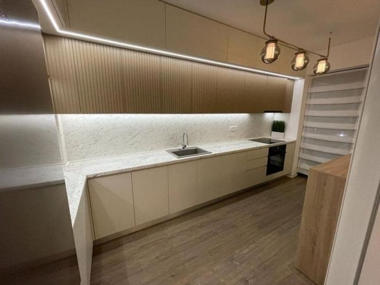 Apartament cu 2 camere decomandat, mobilat în Pipera