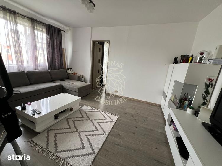 Apartament cu 2 camere, mobilat în Decebal