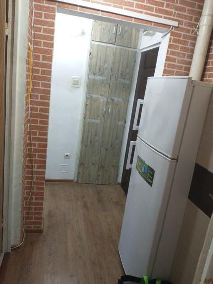 Garsonieră decomandată în Gorjului
