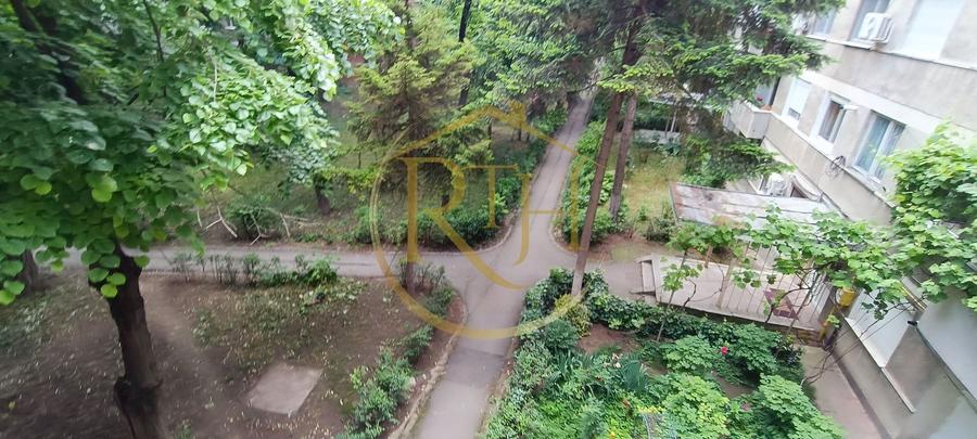 Apartament cu 2 camere semidecomandat în Medicină