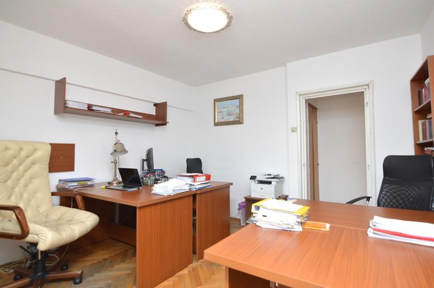 Apartament cu 2 camere decomandat în Unirii
