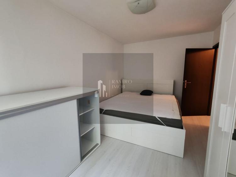 Apartament cu 3 camere semidecomandat, mobilat în Brâncoveanu