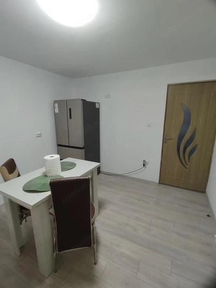 Casă cu 3 camere cu Teren 474 Mp în Central
