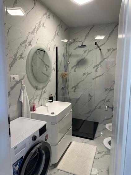 Apartament cu 2 camere decomandat în Exterior Vest