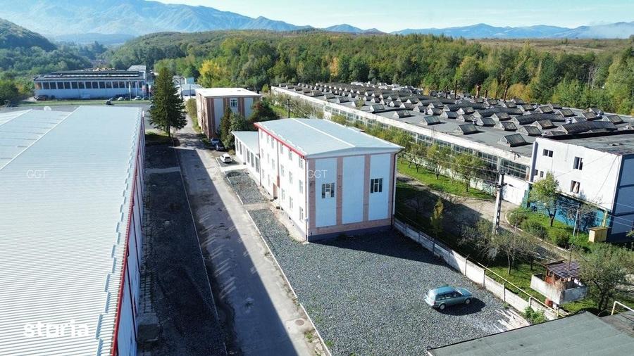 Spațiu comercial, de 1,464 mp, în Central