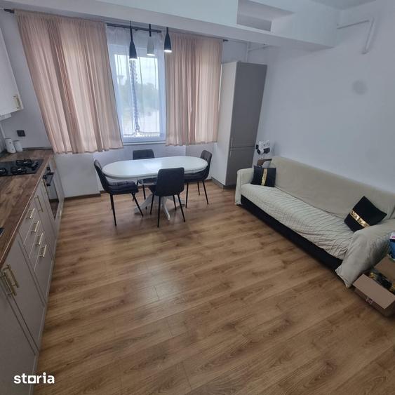 Apartament cu 3 camere semidecomandat în Bulgaria