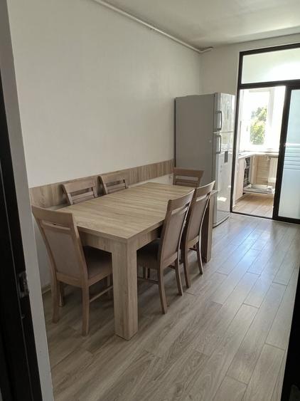 Proprietar, inchiriez apartament cu 3 camere, strada Anghel Saligny - 3