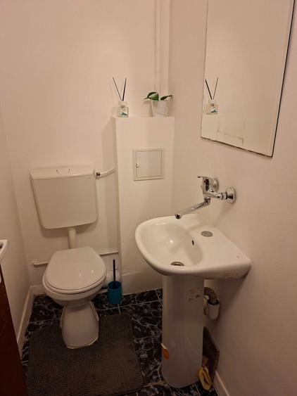 Apartament cu 3 camere decomandat în Exterior Vest