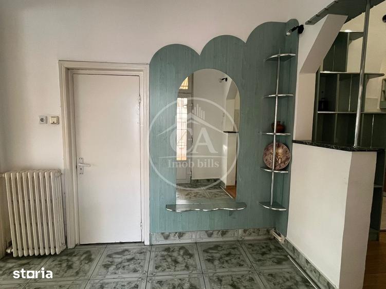 Casă cu 3 camere decomandat cu Teren 250 Mp în Central