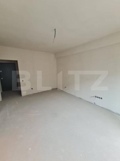 Apartament cu 2 camere semidecomandat în Florești