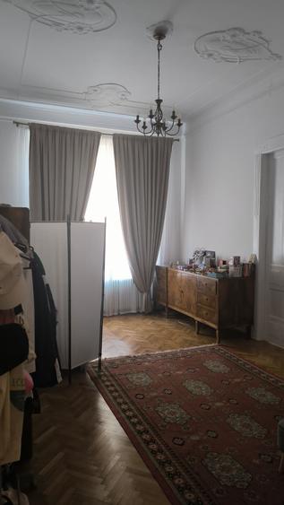 Apartament cu 2 camere semidecomandat în Ultracentral