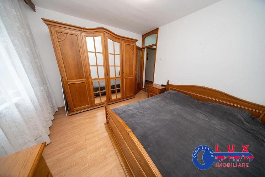 Apartament cu 3 camere decomandat în E3