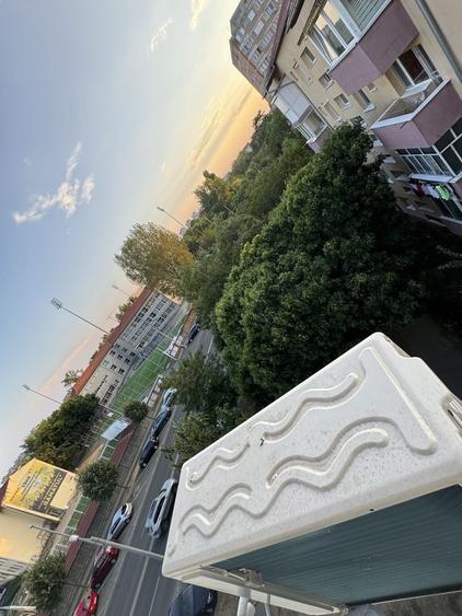 Apartament cu 2 camere decomandat în Complex Studențesc