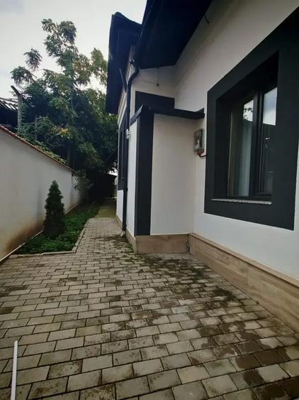 Duplex cu 2 camere cu Canalizare în Vitan Mall