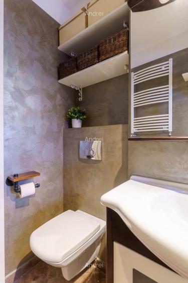 Apartament cu 3 camere decomandat, mobilat în Timpuri Noi