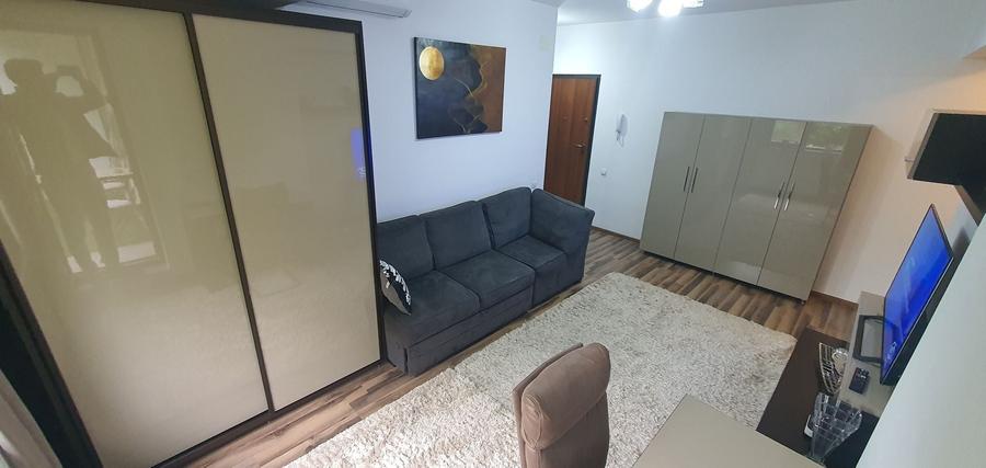 Apartament cu 2 camere semidecomandat, mobilat în Moșilor