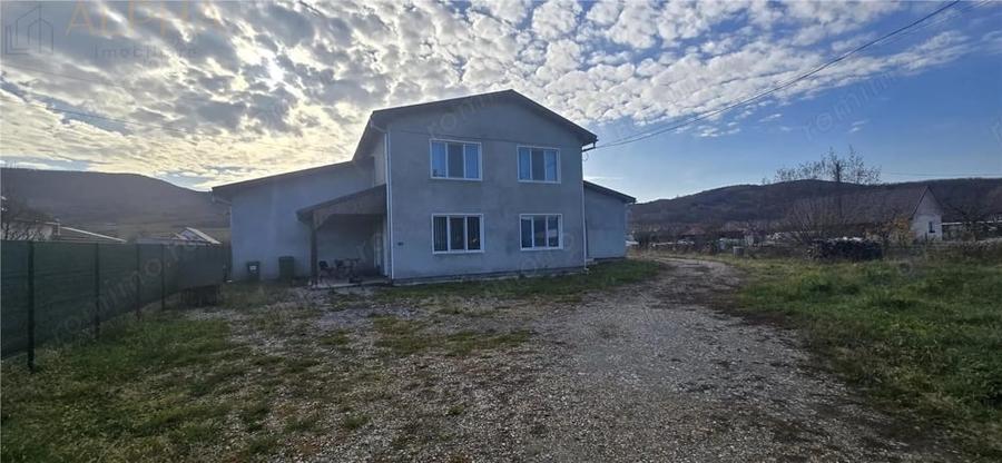 Spațiu comercial, de 512 mp, în Arcalia