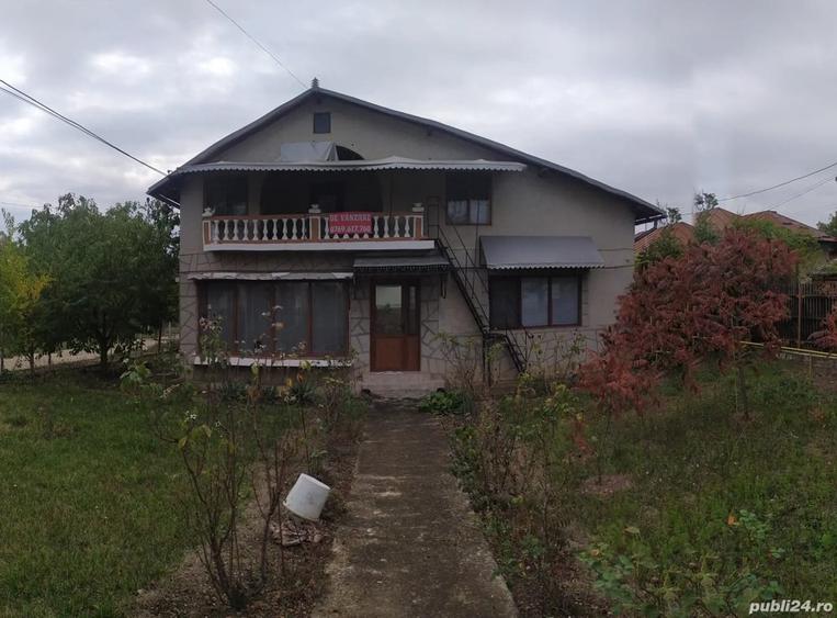 Casă cu 3 camere cu Teren 1200 Mp în Florești