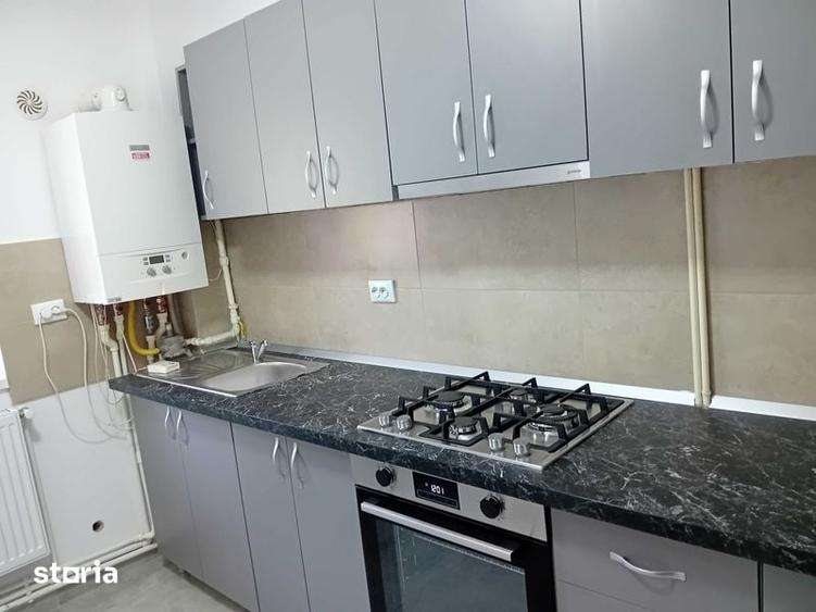 Inchiriez apartament 2 camere, 350 E - 4