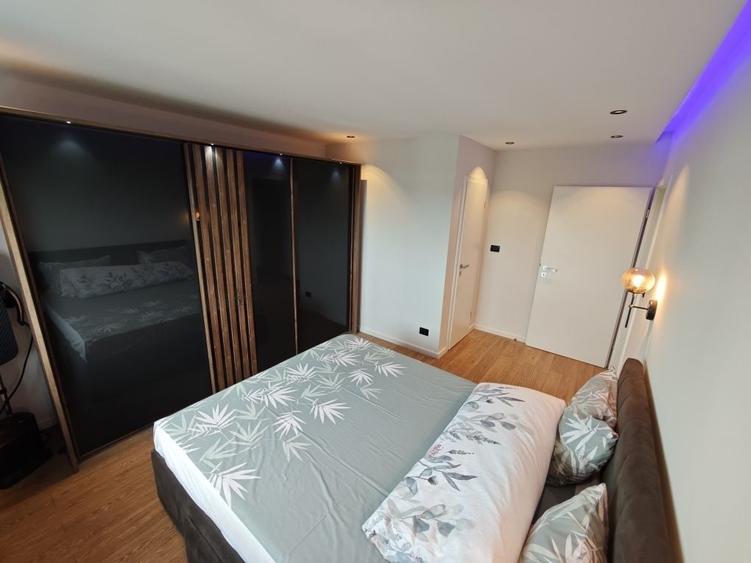 Apartament cu 3 camere decomandat în Bartolomeu
