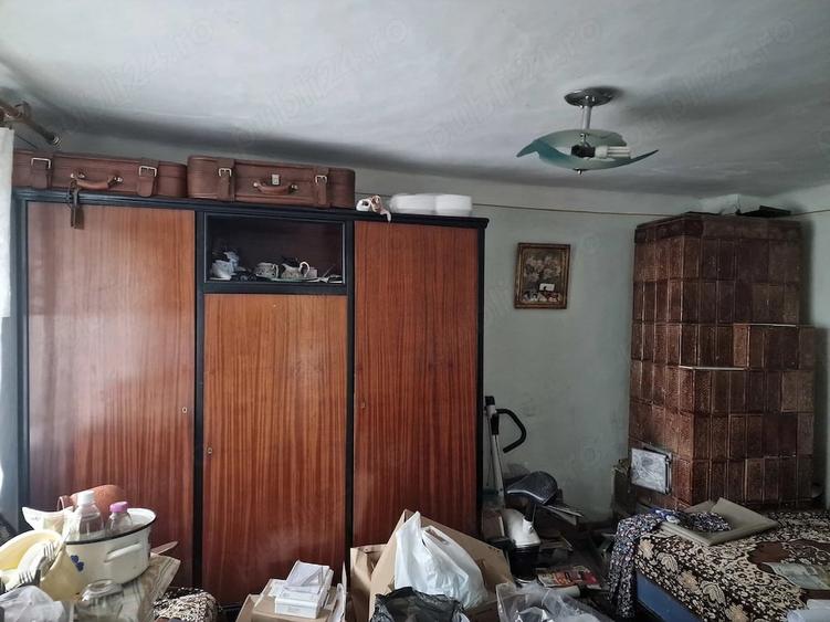 Casă cu Teren 1400 Mp în Central