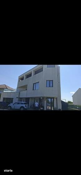 Apartament cu 3 camere în Brăilei