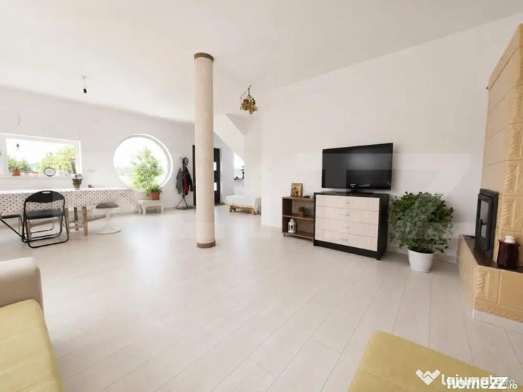 Casă cu 4 camere cu Teren 1458 Mp în Central