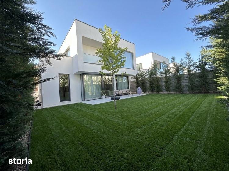 Casă cu 5 camere cu Teren 340 Mp în Central