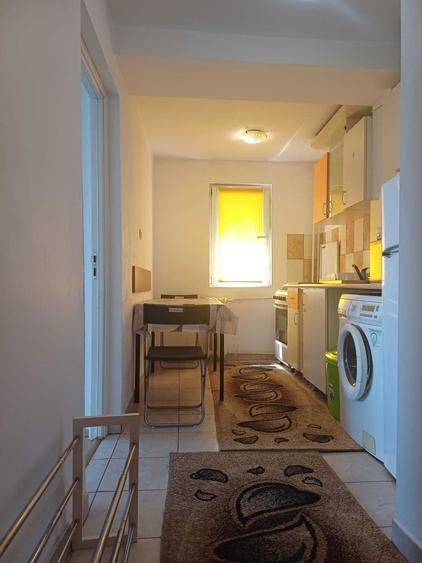 Apartament cu 2 camere semidecomandat în Brâncoveanu