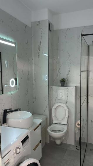 Apartament cu 2 camere decomandat în Mărăști