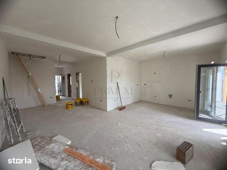 Casă cu 3 camere decomandat cu Teren 250 Mp în Moșnița Nouă