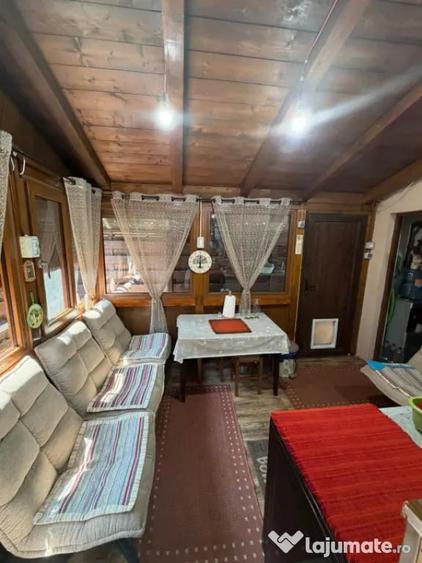 Casă cu 3 camere cu Teren 312 Mp în Central