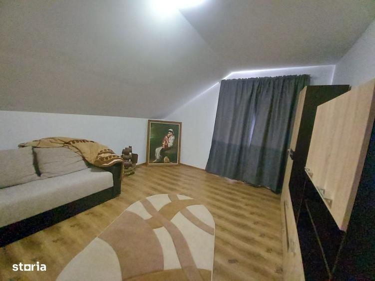 Casă cu 4 camere cu Teren 900 Mp în Central