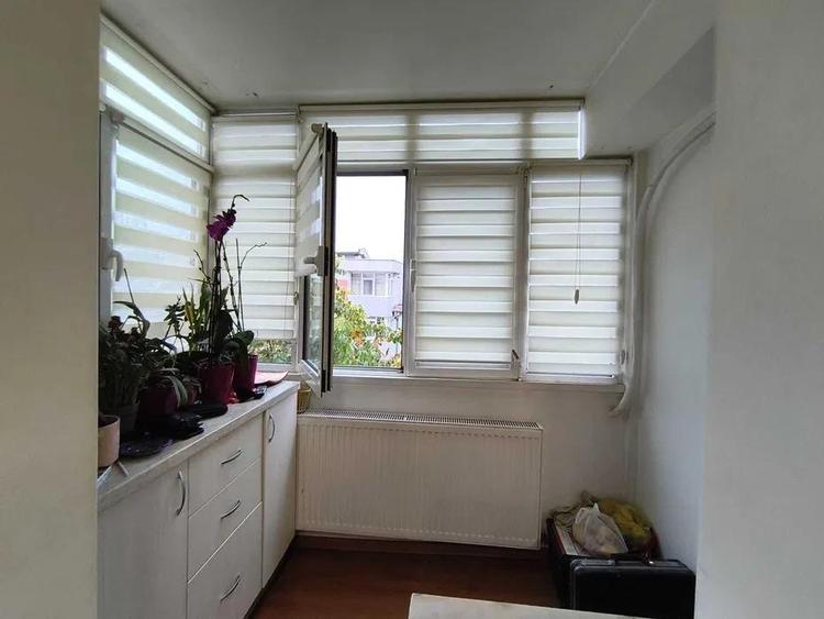 Apartament cu 3 camere decomandat în Păcurari