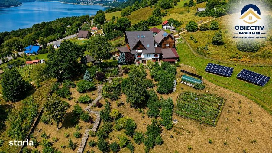 Domeniu de poveste cu panorama spre lac si Masivul Ceahlau - 4