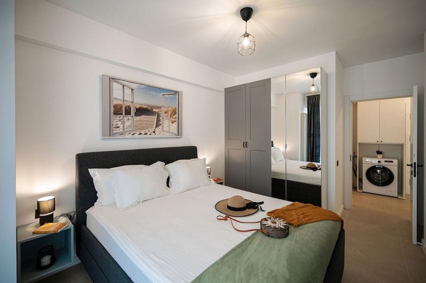 Apartament cu 2 camere decomandat în Mamaia-Sat