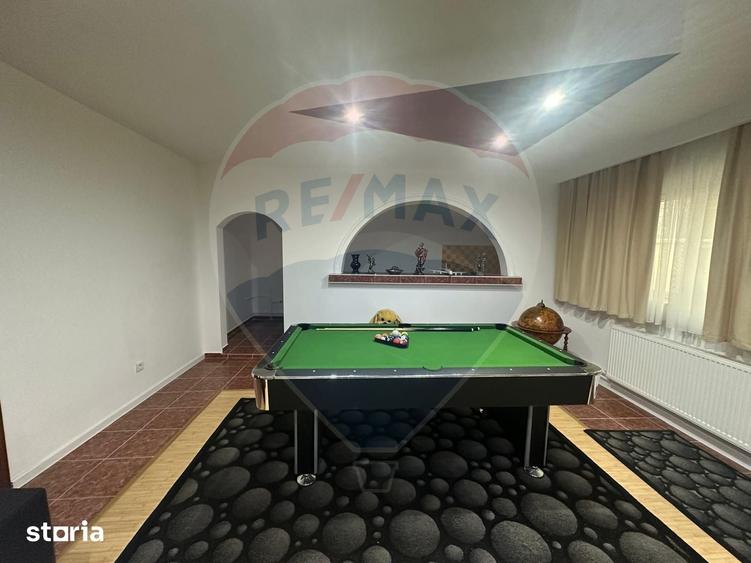 Casă cu 6 camere cu Teren 1200 Mp în Afumați