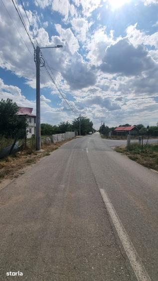 Teren de 3736 mp, în Domnești