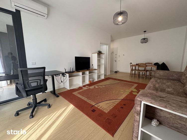 Apartament cu 2 camere decomandat în Baza 3